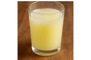 surutka u čaši- odlična za detoks-mršavljenje-zdravlje