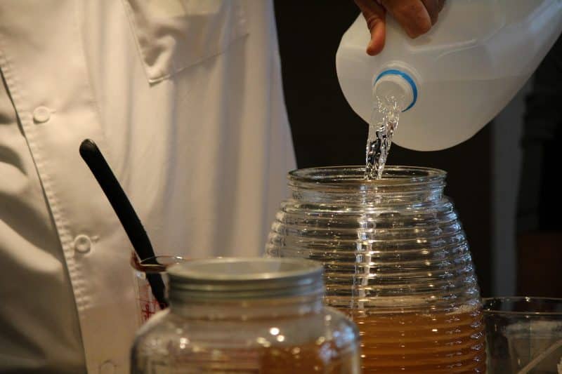 Kombuha: Zdrav Eliksir iz Čaja: Benefiti i Priprema kombuha lekovitost-recept